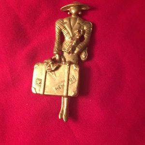 Gold pin